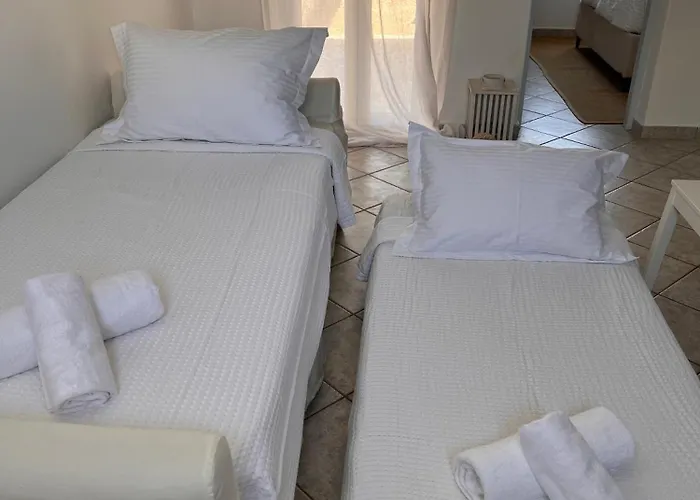 Mc Ornos * Mykonos Town